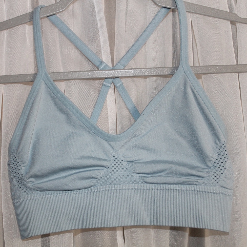 Womens Dri-Fit baby Blue Nike Sports Bra in Sz (S)